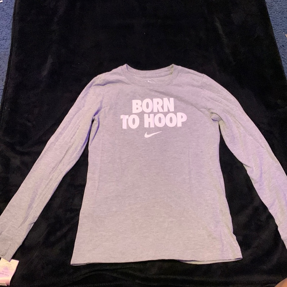 Small grey Nike workout shirt